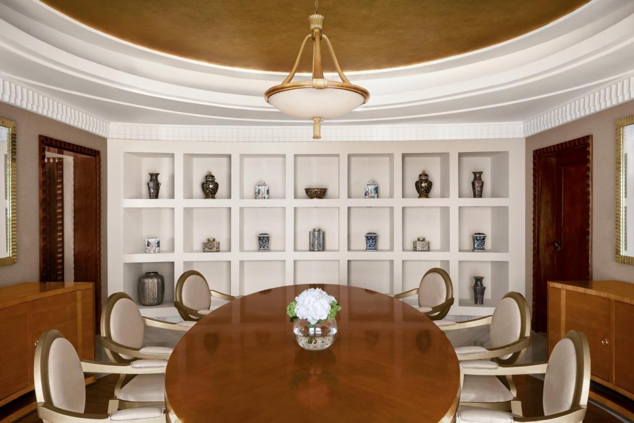 อินเตอร์คอนติเนนตัล ริยาดห์ Hotel ภายนอก รูปภาพ The interior of the 2010 White House redesign