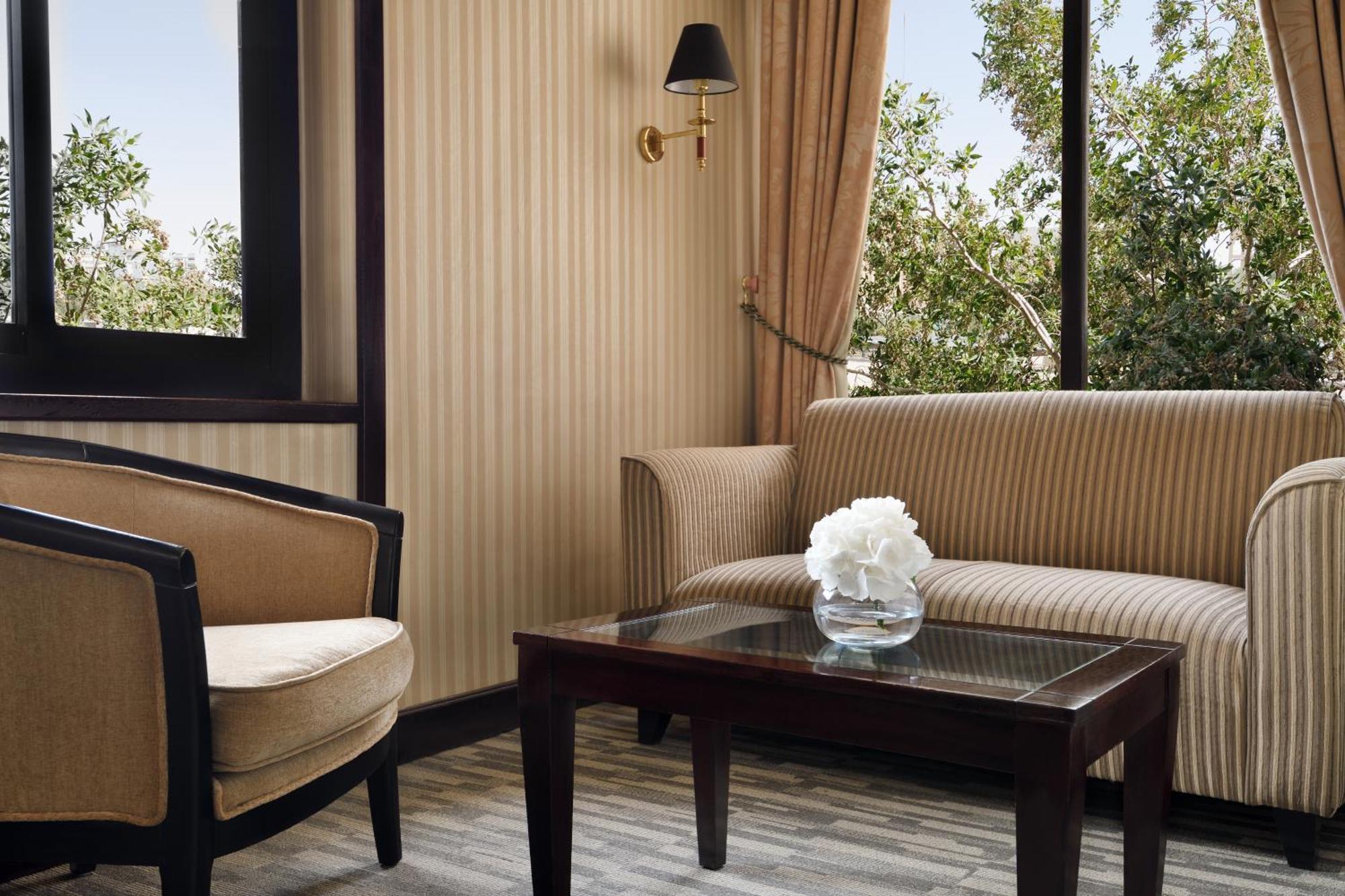 อินเตอร์คอนติเนนตัล ริยาดห์ Hotel ภายนอก รูปภาพ A room at the hotel